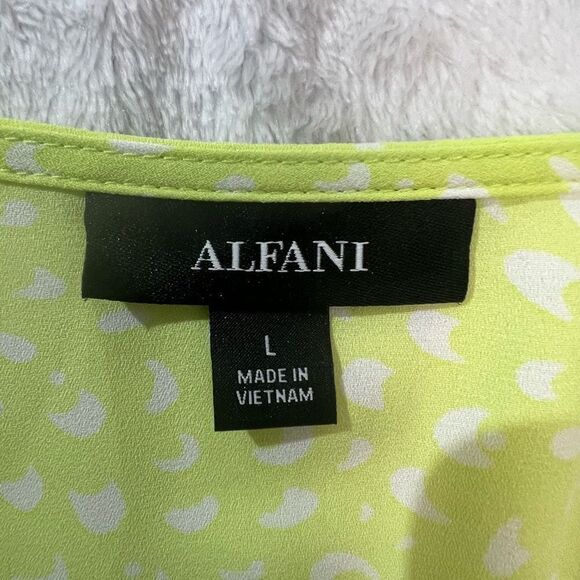 Alfani Green Bell Sleeve Blouse with Ruffled Details - Picture 4 of 9